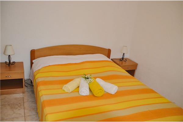 Apartment A1, for 5 persons