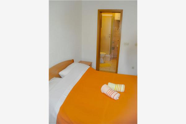 Apartment A2, for 5 persons