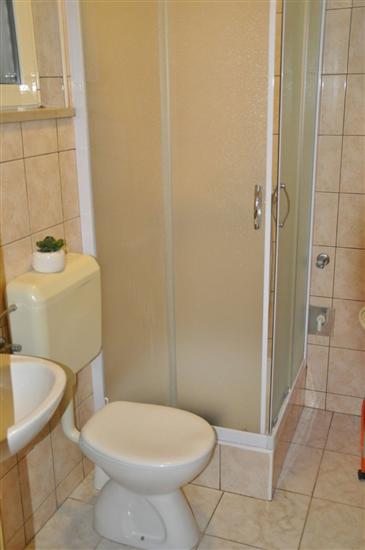 Apartment A2, for 5 persons