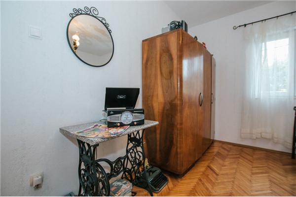 Apartment A1, for 5 persons