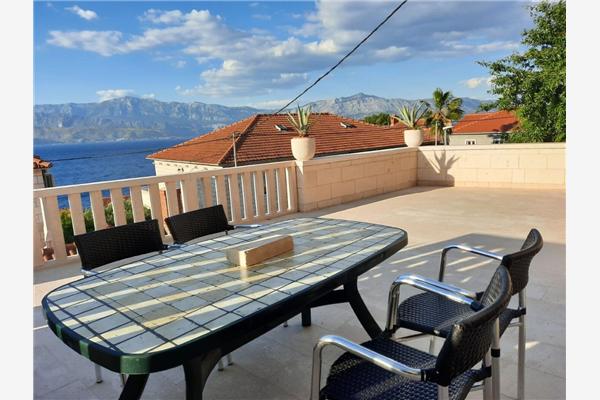 Apartment A1, for 5 persons