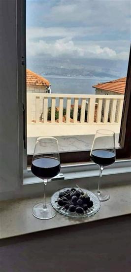 Apartment A1, for 5 persons