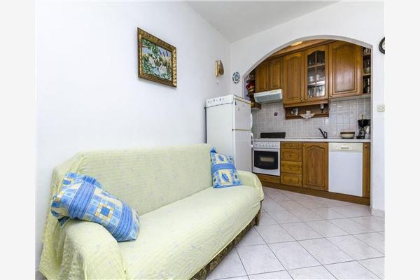 Apartment A1, for 5 persons
