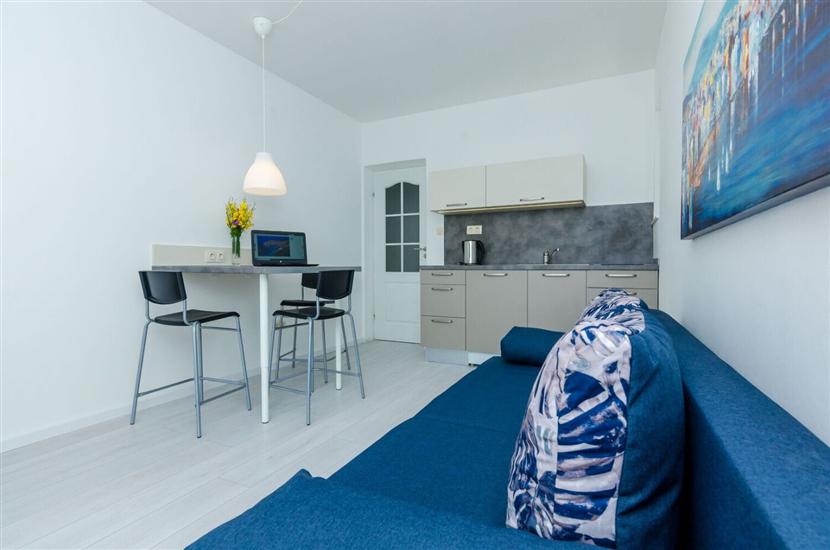 Apartment A2, for 3 persons