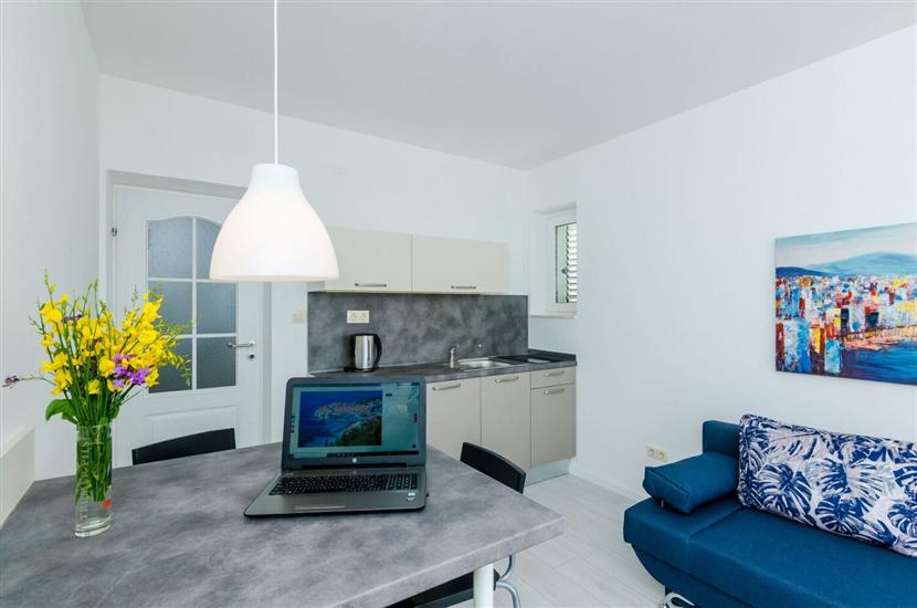 Apartment A2, for 3 persons