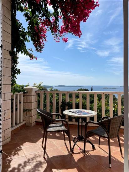 Room S5, for 2 persons