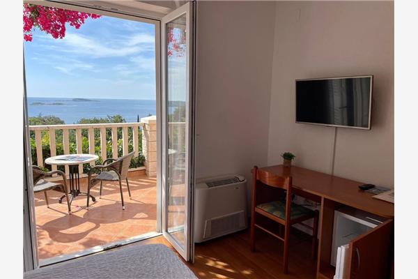 Room S5, for 2 persons