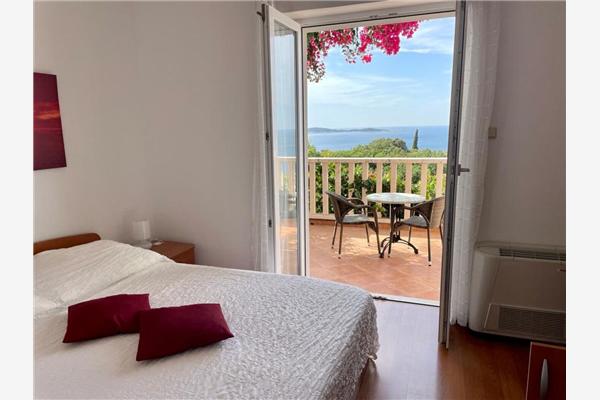 Room S5, for 2 persons