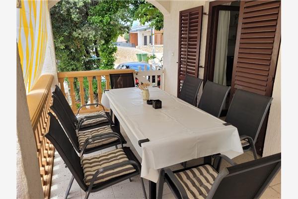 Apartment A1, for 7 persons