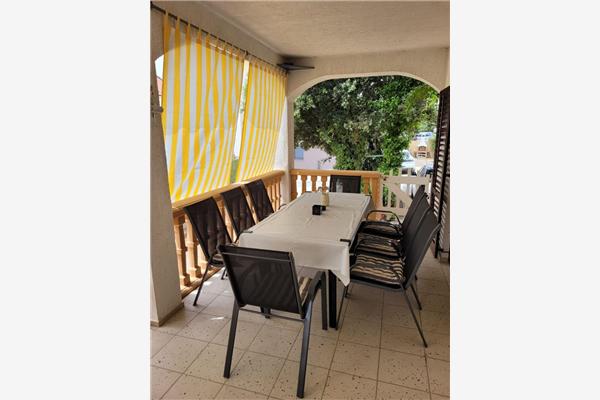 Apartment A1, for 7 persons