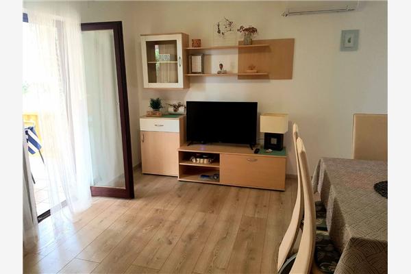 Apartment A1, for 7 persons