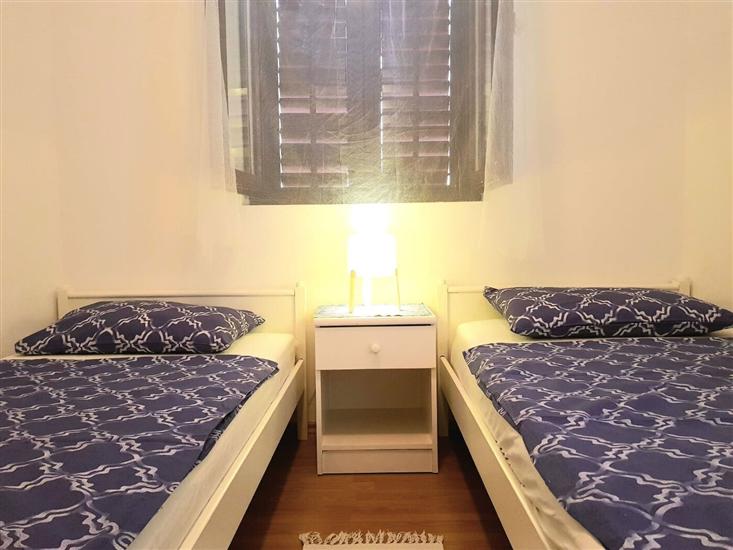 Apartment A1, for 7 persons