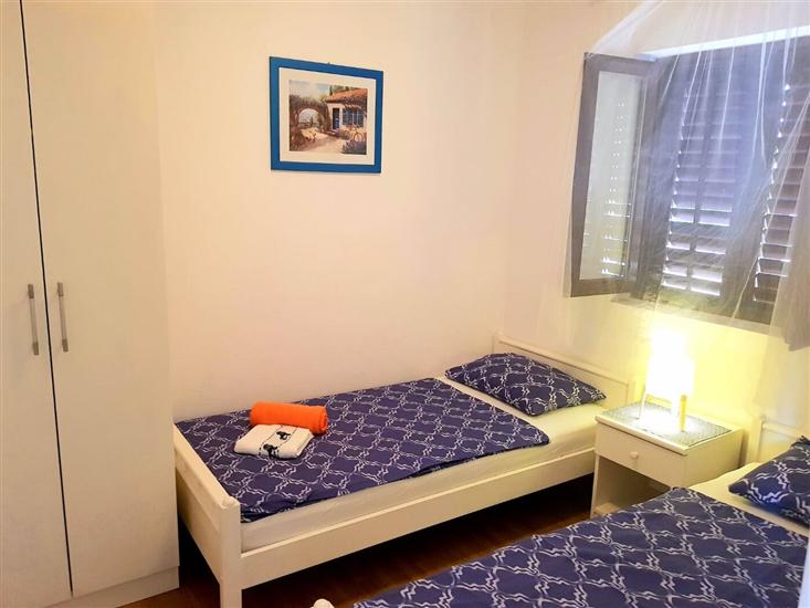 Apartment A1, for 7 persons