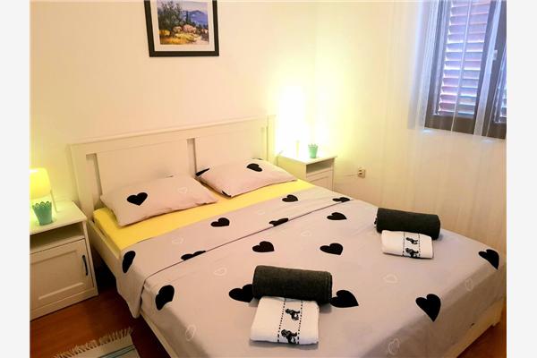 Apartment A1, for 7 persons