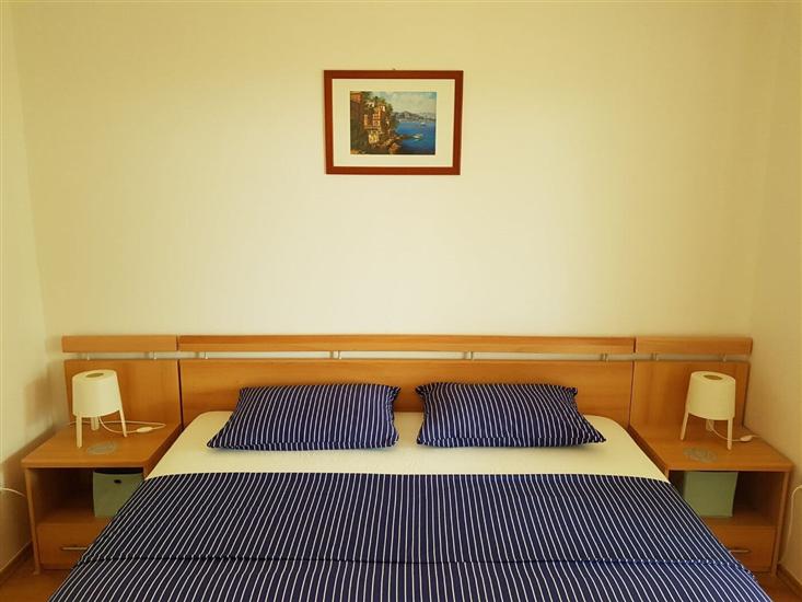 Apartment A1, for 7 persons