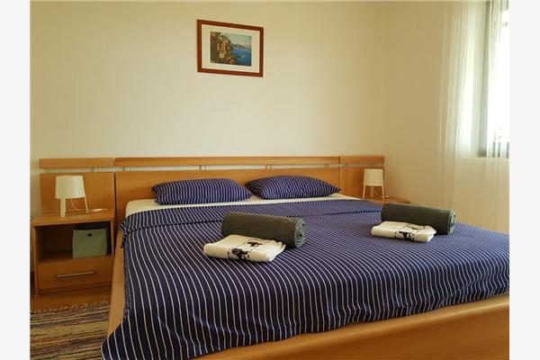 Apartment A1, for 7 persons