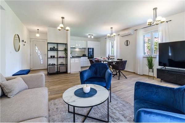 House K1, for 16 persons