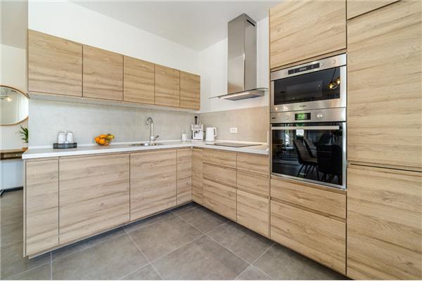 House K1, for 16 persons