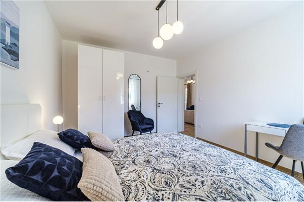 House K1, for 16 persons