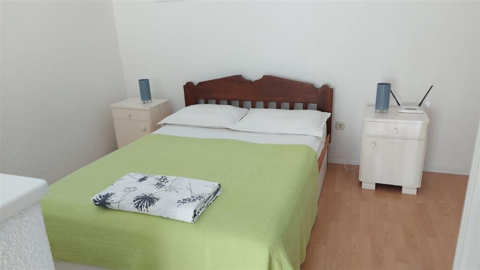 Apartment A2, for 3 persons