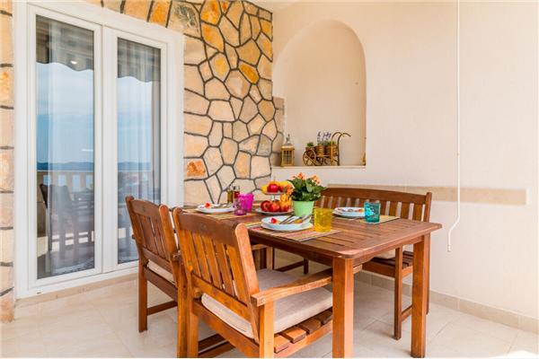 Apartman A1, na 5 osebe