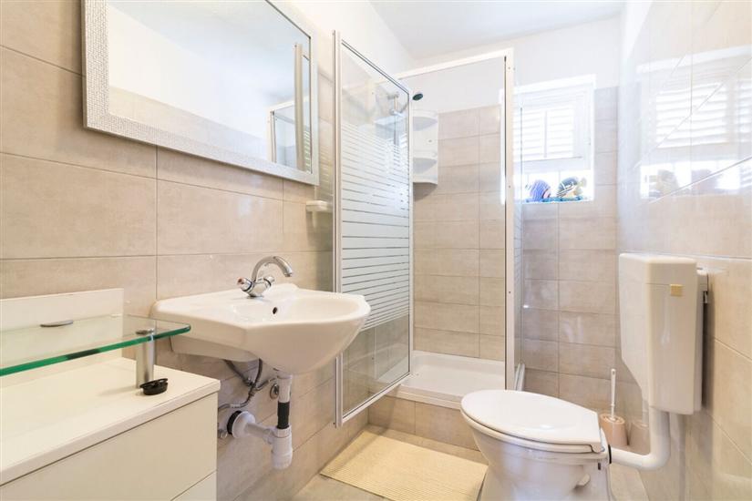 Apartman A4, na 5 osebe