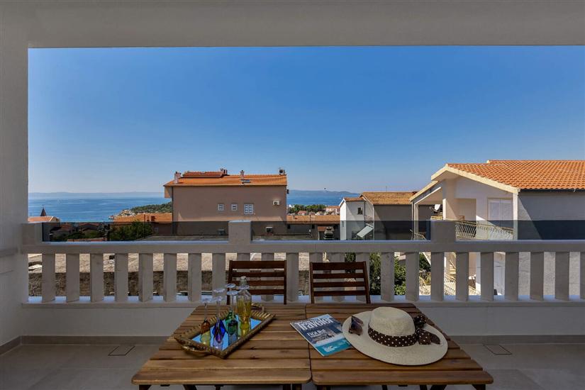 Apartment A2, for 6 persons