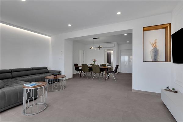 Apartman A2, na 6 osebe