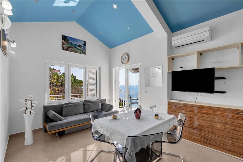 Apartment A11, for 4 persons