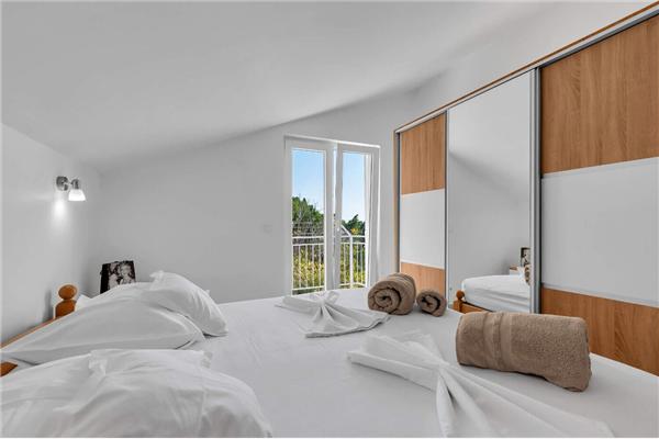 Apartment A11, for 4 persons