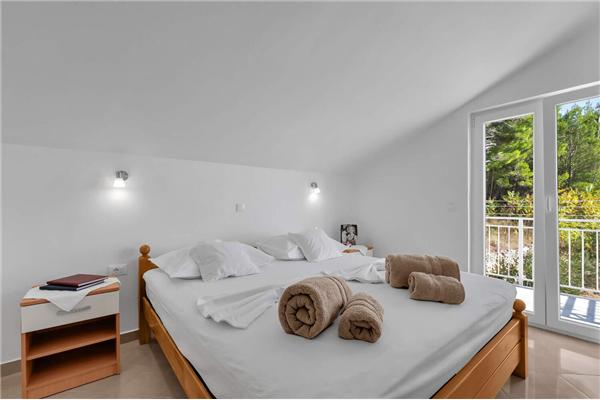 Apartment A11, for 4 persons