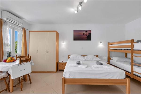 Apartment A13, for 4 persons