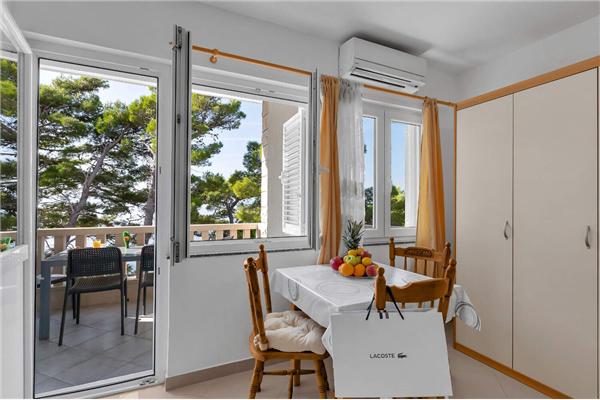 Apartment A13, for 4 persons