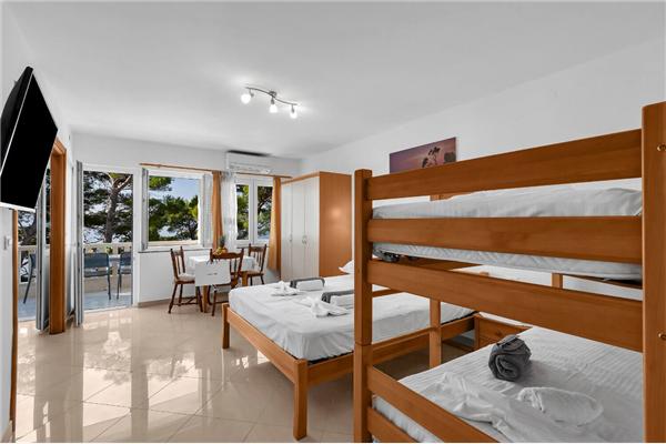 Apartment A13, for 4 persons