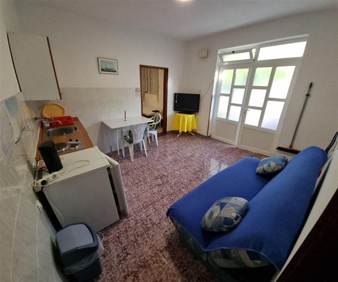 Apartment A2, for 3 persons