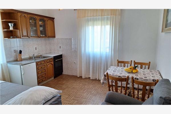 Apartment A1, for 4 persons