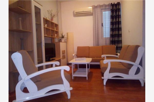 Apartment A2, for 6 persons