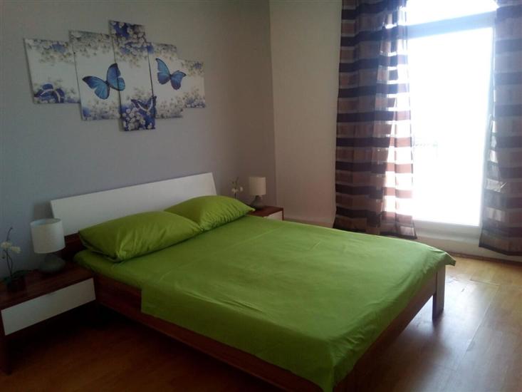 Apartment A2, for 6 persons