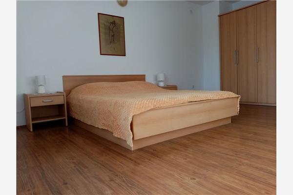 Apartment A4, for 4 persons