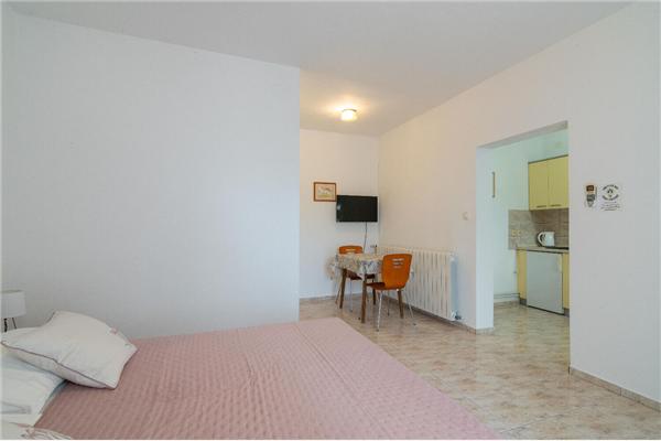 Apartment A2, for 3 persons