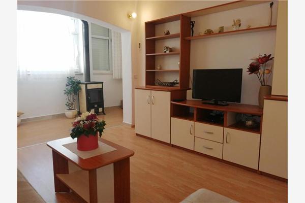 Apartment A1, for 6 persons