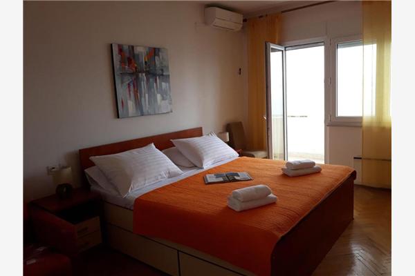 Apartment A1, for 6 persons