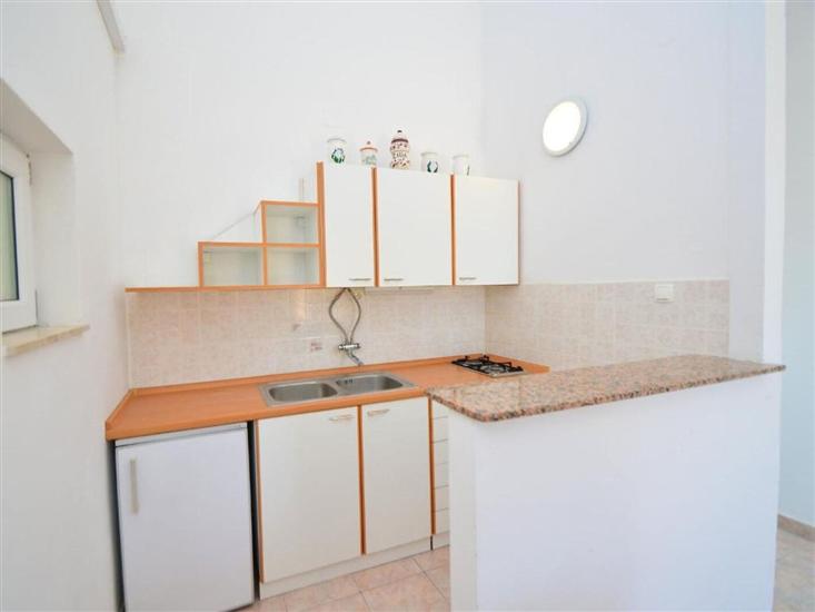 House K1, for 13 persons