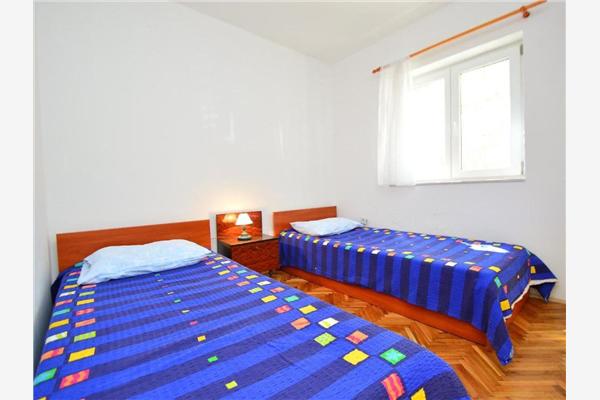 House K1, for 13 persons