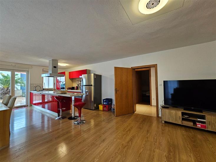 Apartment A1, for 8 persons