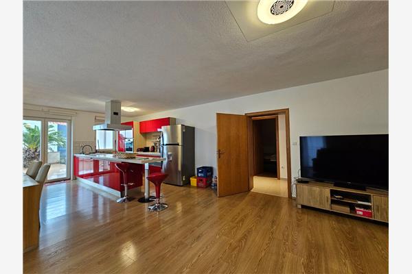 Apartman A1, na 8 osebe