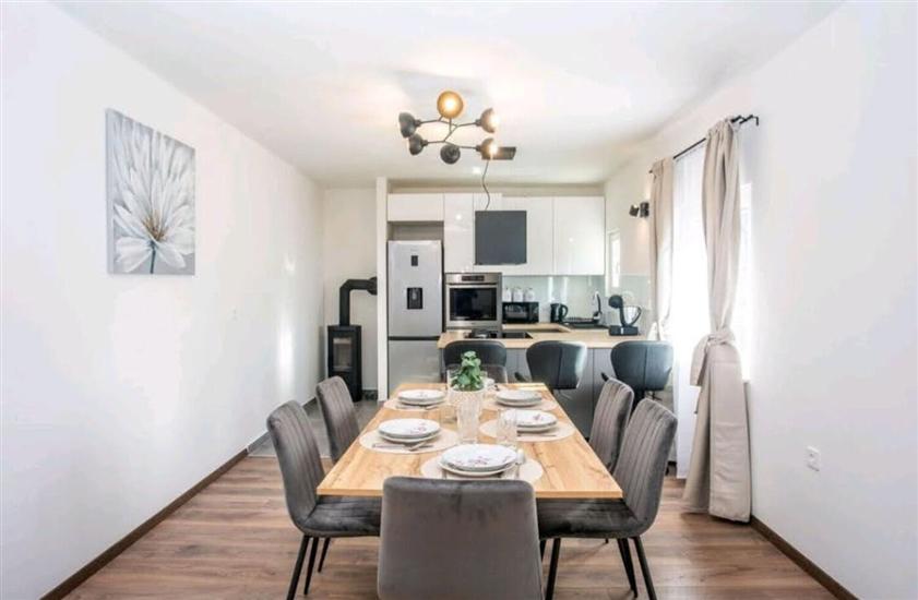 Apartment A1, for 6 persons