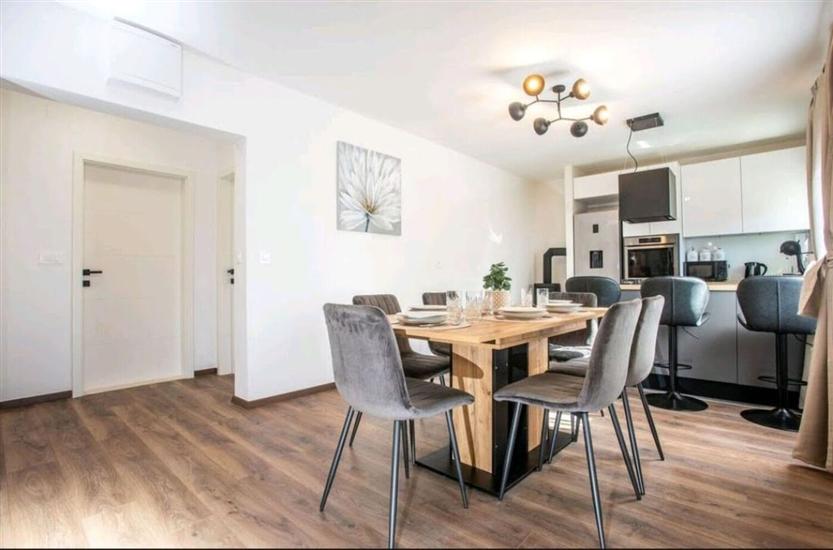 Apartment A1, for 6 persons