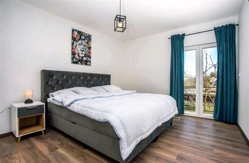 Apartment A1, for 6 persons