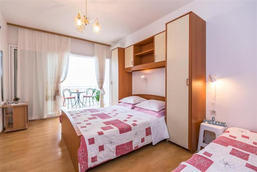 Apartment A1, for 3 persons